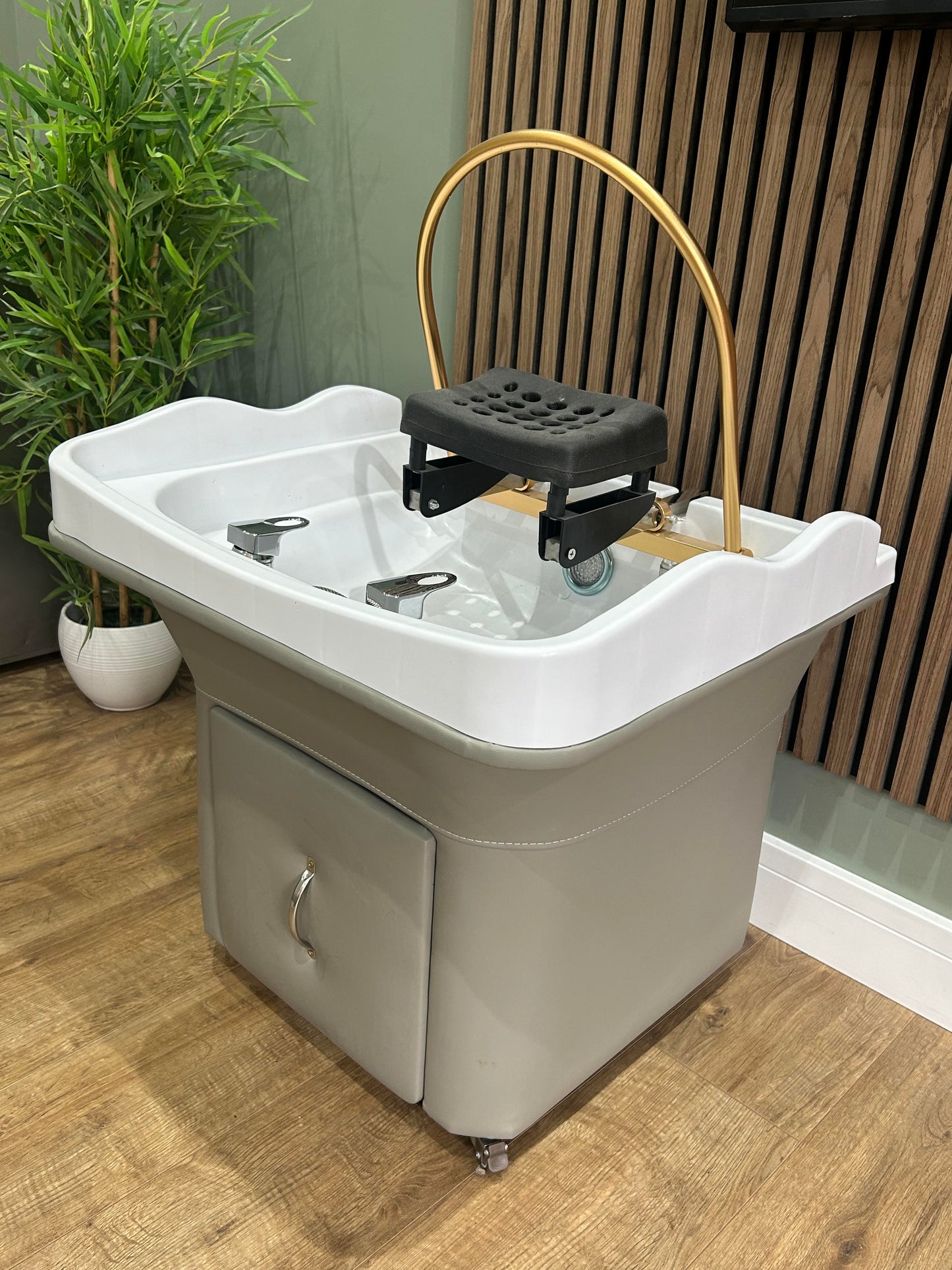 Japanese Head Spa Unit